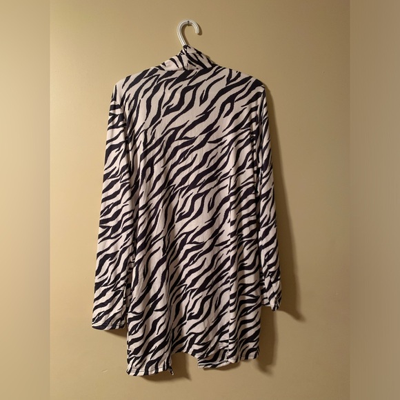 Zebra cardigan - Picture 2 of 5